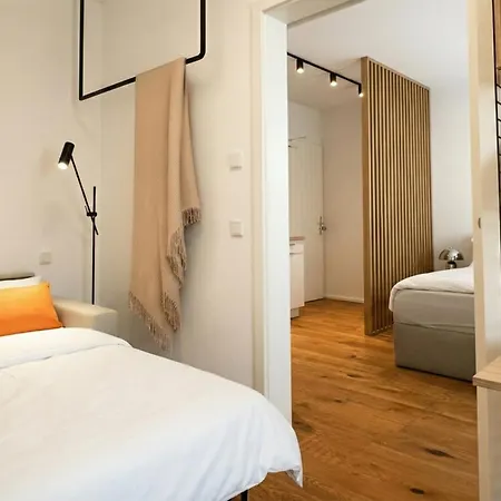 Direkt Am Rathausplatz | Zentral Gelegen Apartment Augsburg