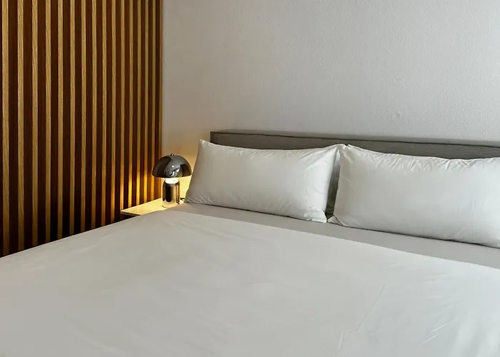 Direkt Am Rathausplatz | Zentral Gelegen Апартаменти